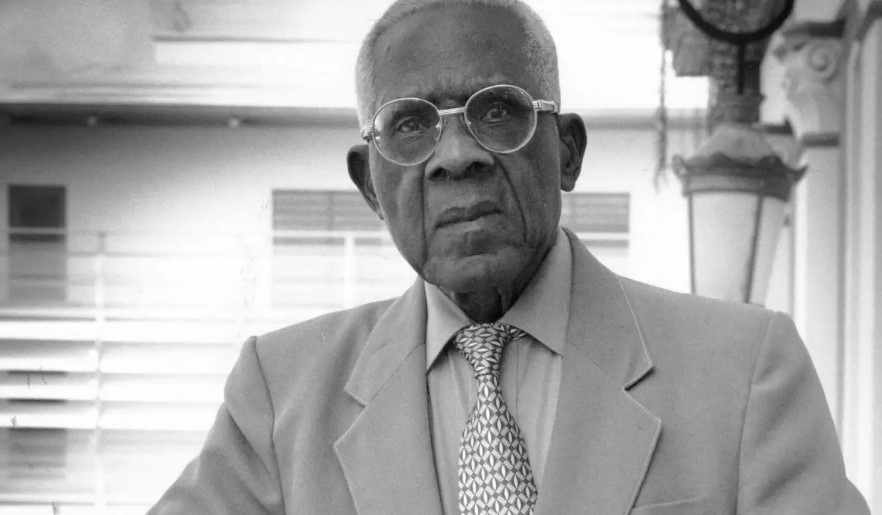 Cesaire, Aim